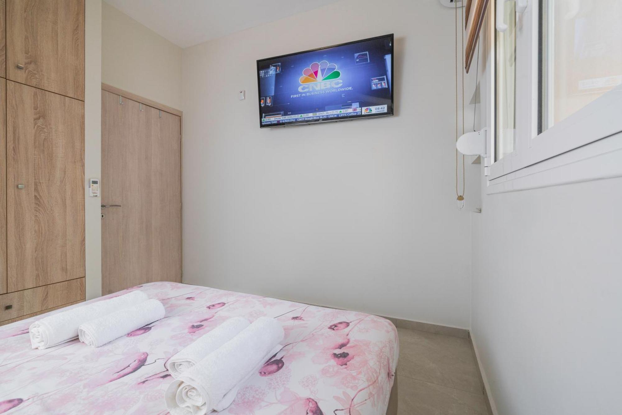 Neon Apartment, Modern, High Quality, Central Apt, Heraklion City 外观 照片