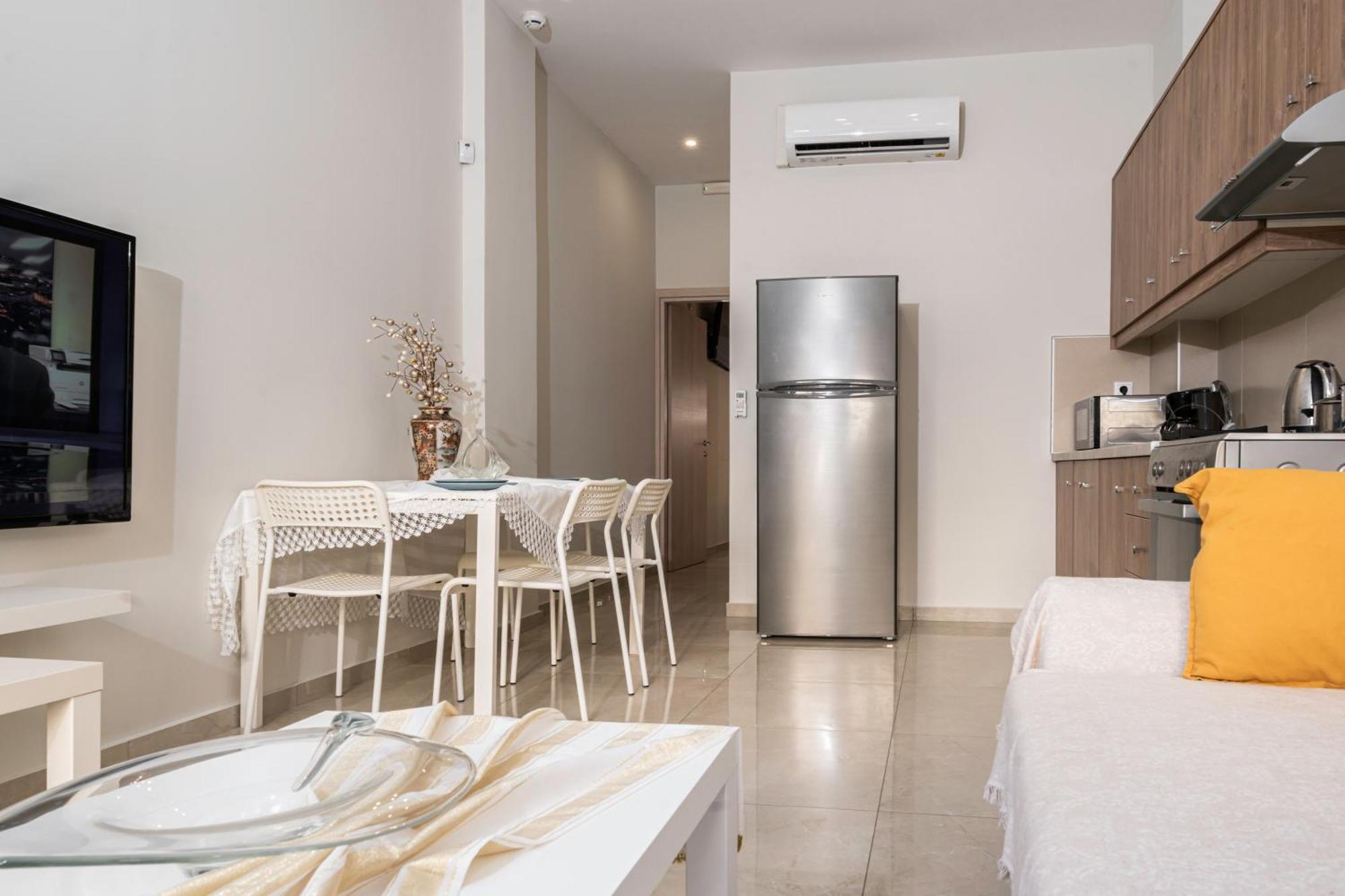 Neon Apartment, Modern, High Quality, Central Apt, Heraklion City 外观 照片