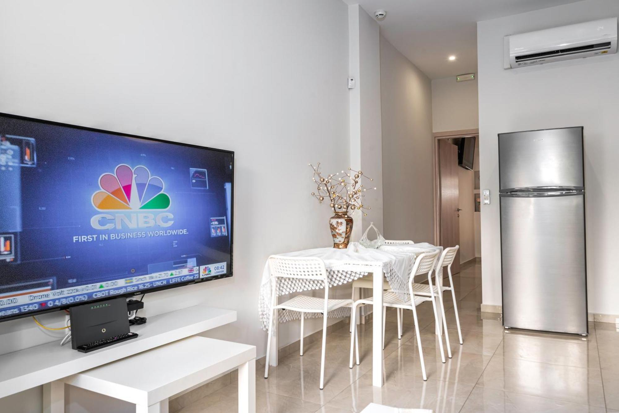 Neon Apartment, Modern, High Quality, Central Apt, Heraklion City 外观 照片